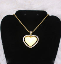 Load image into Gallery viewer, Rotating Heart Rhinestone Necklace
